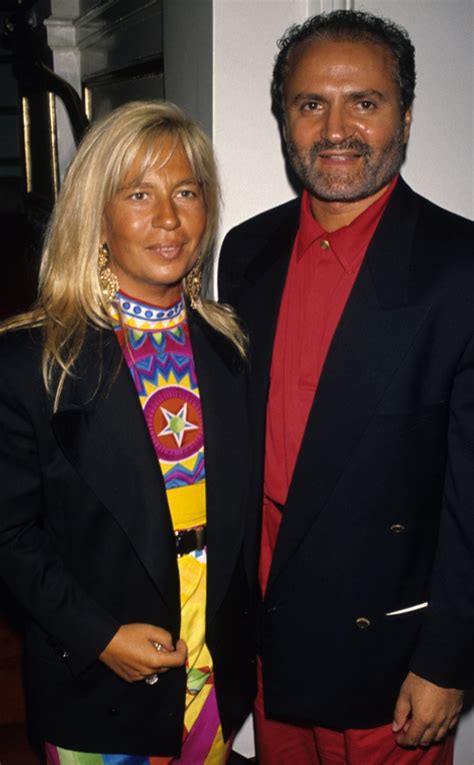 namorado versace|donatella versace.